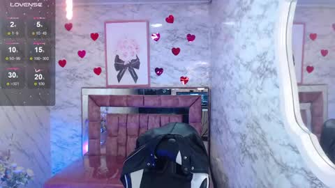 Snapshot of melisa_v chatting on May 2026 01:57:16 AM Hi Stream 1430 to 2100pm online show from May 2026 01:57:16 AM