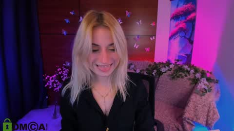 Melisa online show from December 2024 09:27:01 PM