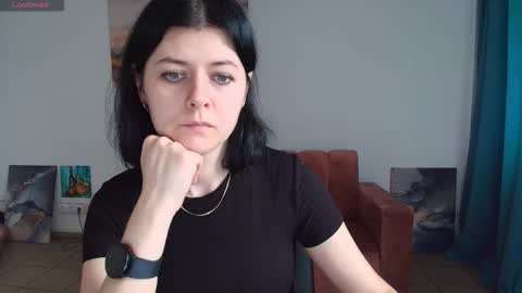 Melisa online show from November 2025 07:33:02 AM