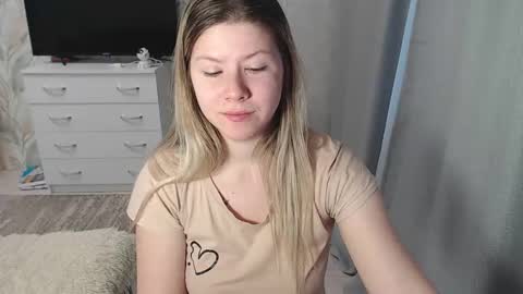Melissa  Ray online show from February 2025 02:33:02 AM