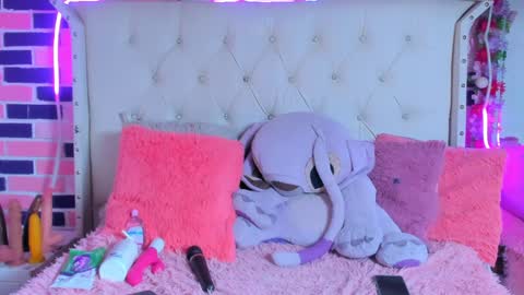 Meli online show from February 2025 10:01:01 PM