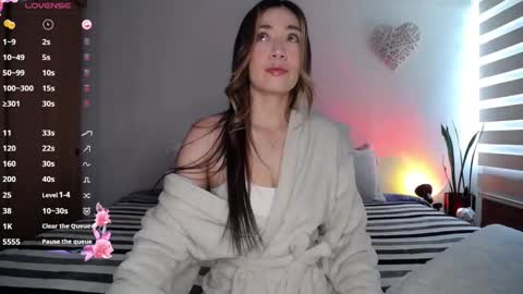 Snapshot of melissalopez27 chatting on October 2025 04:49:02 PM Melissa Lopez online show from October 2025 04:49:02 PM