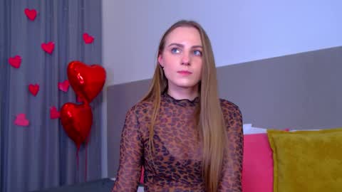 Snapshot of melissamelrey chatting on February 2025 04:53:02 PM MelissaBerry online show from February 2025 04:53:02 PM