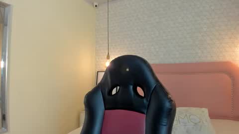    online show from February 2026 01:32:02 PM