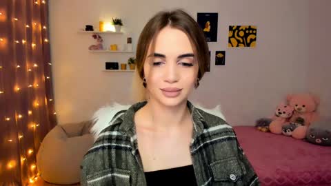 Tessa online show from December 2024 09:08:02 PM