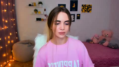 Tessa online show from January 2025 08:50:01 PM