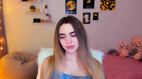 Tessa online show from February 2025 11:06:01 PM