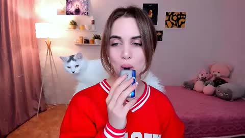 Tessa online show from February 2025 09:31:01 PM