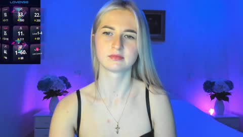 Snapshot of mellina_tey chatting on December 2024 12:22:01 AM Mellina online show from December 2024 12:22:01 AM