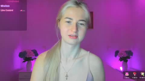 Snapshot of mellina_tey chatting on January 2025 08:16:02 PM Mellina online show from January 2025 08:16:02 PM