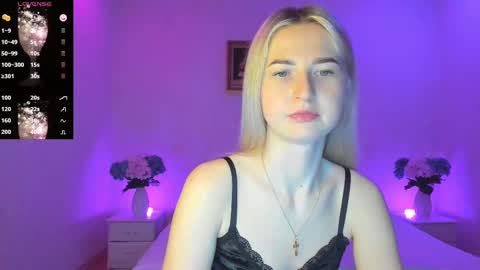 Snapshot of mellina_tey chatting on February 2025 09:25:02 PM Mellina online show from February 2025 09:25:02 PM