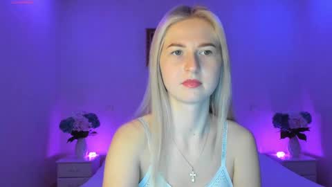 Snapshot of mellina_tey chatting on March 2025 10:09:02 PM Mellina online show from March 2025 10:09:02 PM