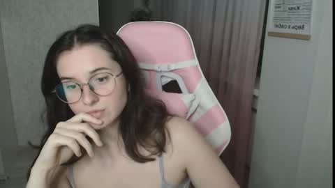 mellonmayre online show from June 2026 08:43:01 PM