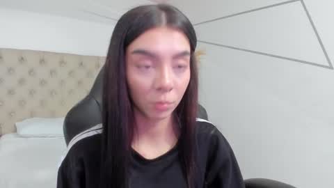 Snapshot of mellove_ chatting on July 2026 05:45:02 AM Mel online show from July 2026 05:45:02 AM