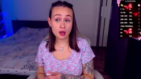 Mel online show from December 2025 02:12:02 PM