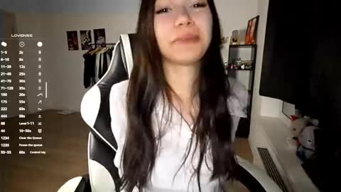 EVA online show from November 2025 04:27:01 PM