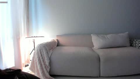 Snapshot of melmean chatting on June 2026 09:03:01 AM Mel online show from June 2026 09:03:01 AM