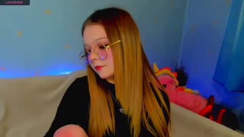 Snapshot of melmooon chatting on February 2025 02:16:01 PM MelMooon online show from February 2025 02:16:01 PM