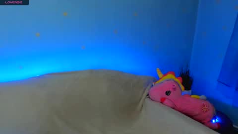 Snapshot of melmooon chatting on February 2025 08:24:01 PM MelMooon online show from February 2025 08:24:01 PM