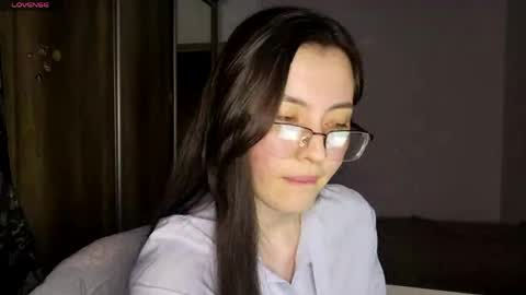 Snapshot of melodeehayden chatting on June 2026 04:45:01 PM Nika online show from June 2026 04:45:01 PM