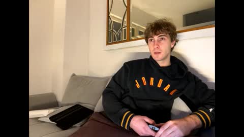 Melodicass online show from February 2026 06:50:01 PM