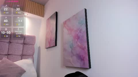 Snapshot of melodiroux_ chatting on June 2026 01:10:02 PM Melodi online show from June 2026 01:10:02 PM