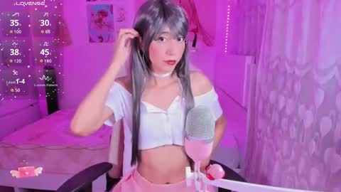 Snapshot of melody_e00 chatting on November 2025 11:31:01 PM Elizabeth online show from November 2025 11:31:01 PM