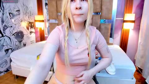 melody_lollii online show from September 2025 07:16:01 PM