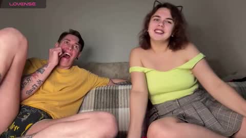 melody_song online show from November 2025 10:36:02 AM