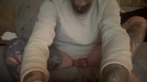 Snapshot of melt13 chatting on January 2025 11:40:02 AM melt13 online show from January 2025 11:40:02 AM