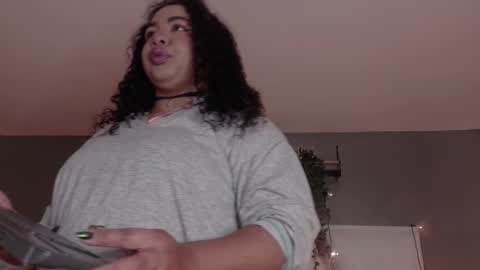  Memphis Williams  online show from November 2025 02:44:01 AM