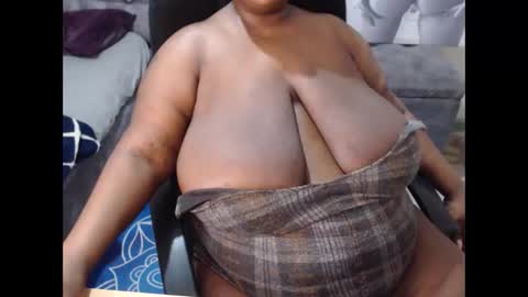 bigboobsass online show from November 2025 06:07:02 PM