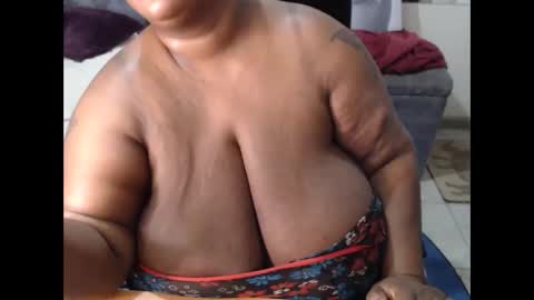 bigboobsass online show from November 2025 07:40:02 PM