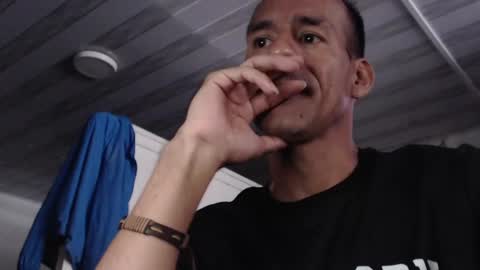 big brown online show from February 2025 08:36:02 PM