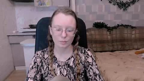 meowcr online show from October 2025 09:38:01 PM