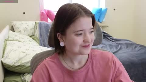 Snapshot of meowki4 chatting on November 2025 09:07:02 AM meowme online show from November 2025 09:07:02 AM