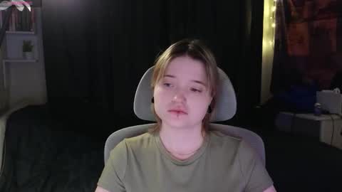 Snapshot of meowki4 chatting on February 2026 08:52:01 PM meowme online show from February 2026 08:52:01 PM