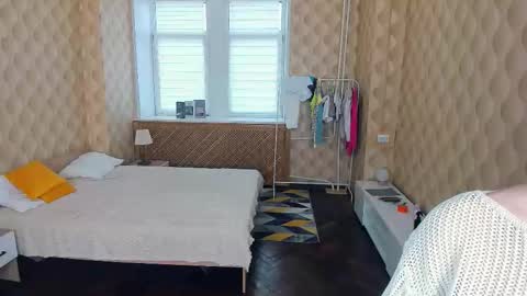 Julie online show from October 2025 09:15:01 AM