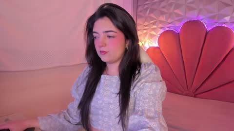    online show from February 2025 04:39:02 PM