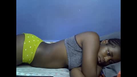 merlin_queen online show from October 2025 06:37:01 AM