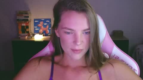 Susan online show from November 2025 04:51:01 PM