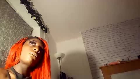Snapshot of mertonalexis chatting on January 2025 02:19:02 AM Alexismerton online show from January 2025 02:19:02 AM
