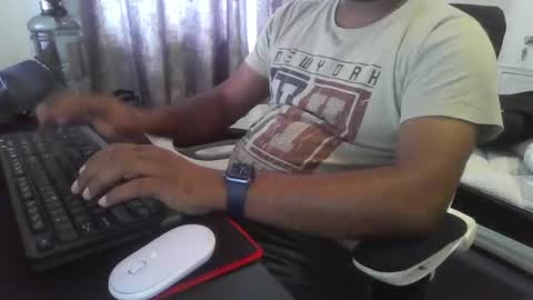 Snapshot of meshneo chatting on February 2025 10:32:01 PM meshneo online show from February 2025 10:32:01 PM