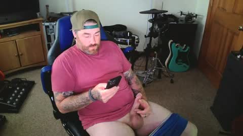 Snapshot of metalhead18787 chatting on June 2026 11:30:02 AM metalhead18787 online show from June 2026 11:30:02 AM