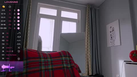 Snapshot of meukotis chatting on October 2025 06:45:02 AM Stella online show from October 2025 06:45:02 AM