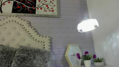 Snapshot of meybaldini chatting on September 2025 05:35:01 PM Mey Cute online show from September 2025 05:35:01 PM