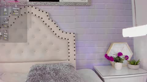 Snapshot of meybaldini chatting on September 2025 12:09:01 PM Mey Cute online show from September 2025 12:09:01 PM