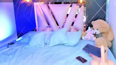 Snapshot of mia77_ chatting on May 2026 10:48:01 PM Mia online show from May 2026 10:48:01 PM