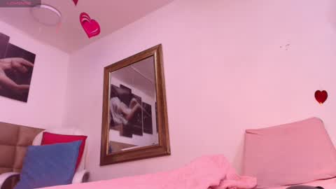 Snapshot of mia_0_ chatting on March 2025 07:09:02 PM Emi online show from March 2025 07:09:02 PM