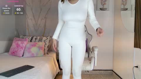 Mia Blonde online show from December 2025 08:16:02 PM